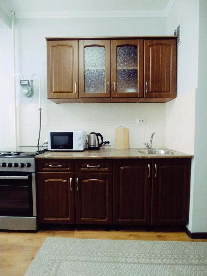 Aura On Turusbekova Street 124 Apartment Bishkek Luaran gambar