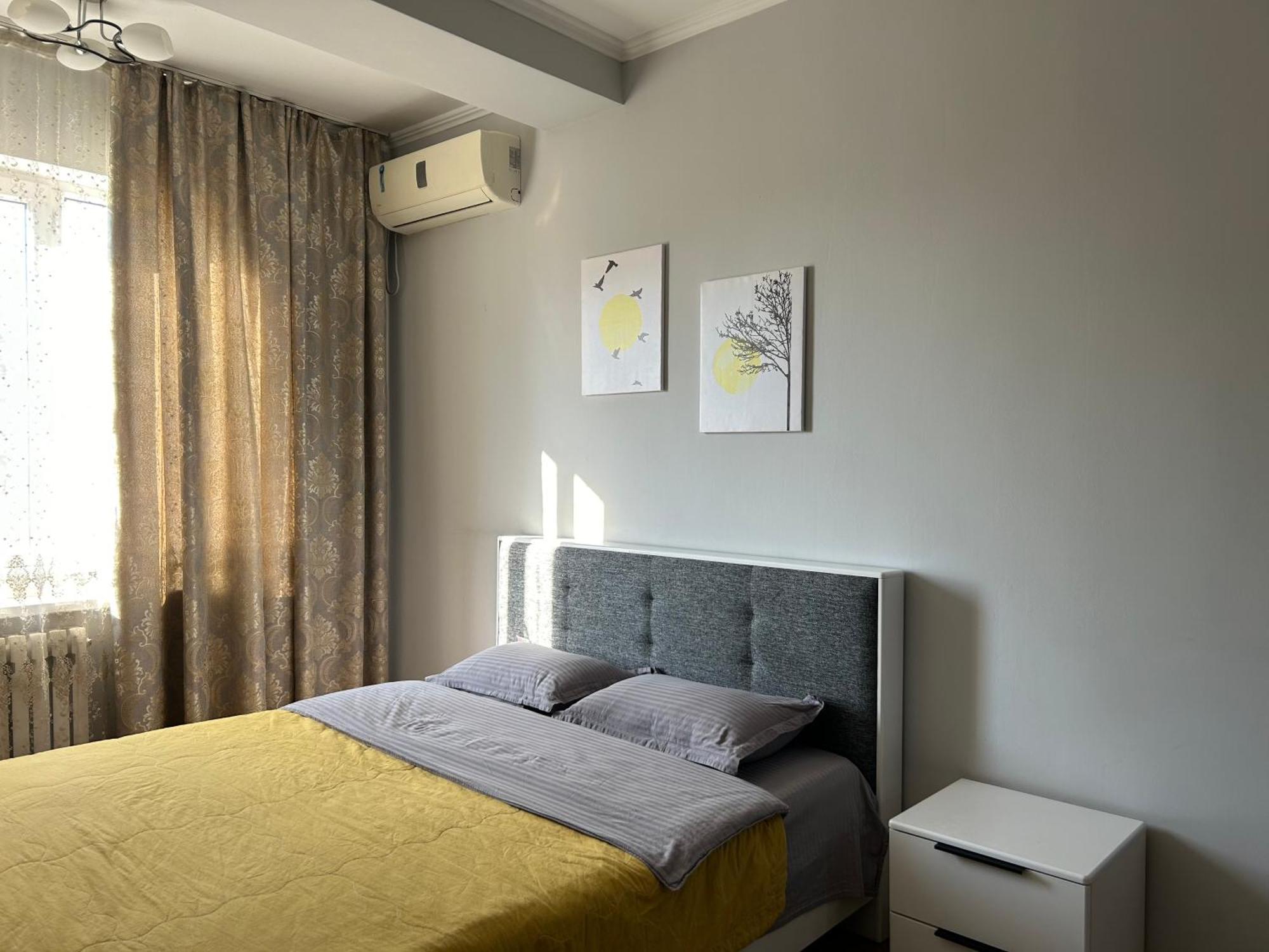 Aura On Turusbekova Street 124 Apartment Bishkek Luaran gambar